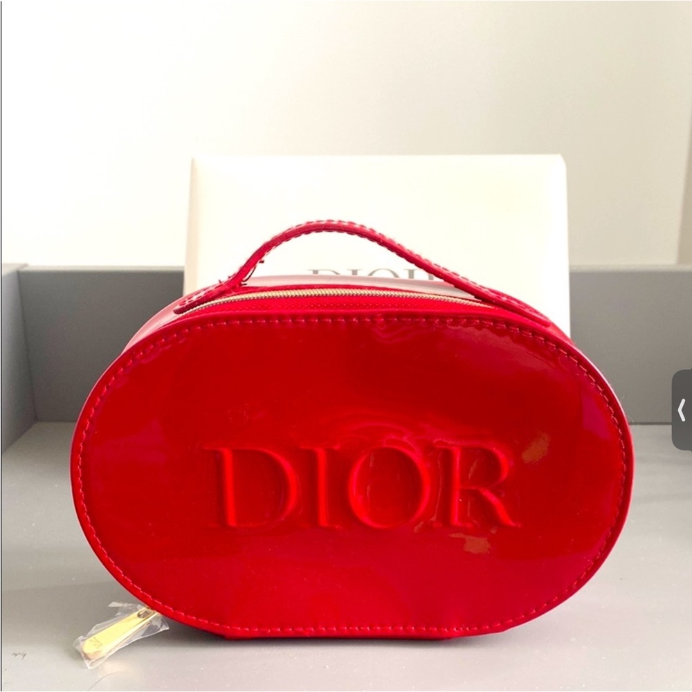 DIOR Beauty Red Cosmetic Travel Bag Pouch Clutch  New in Box Makeup Gold Zipper